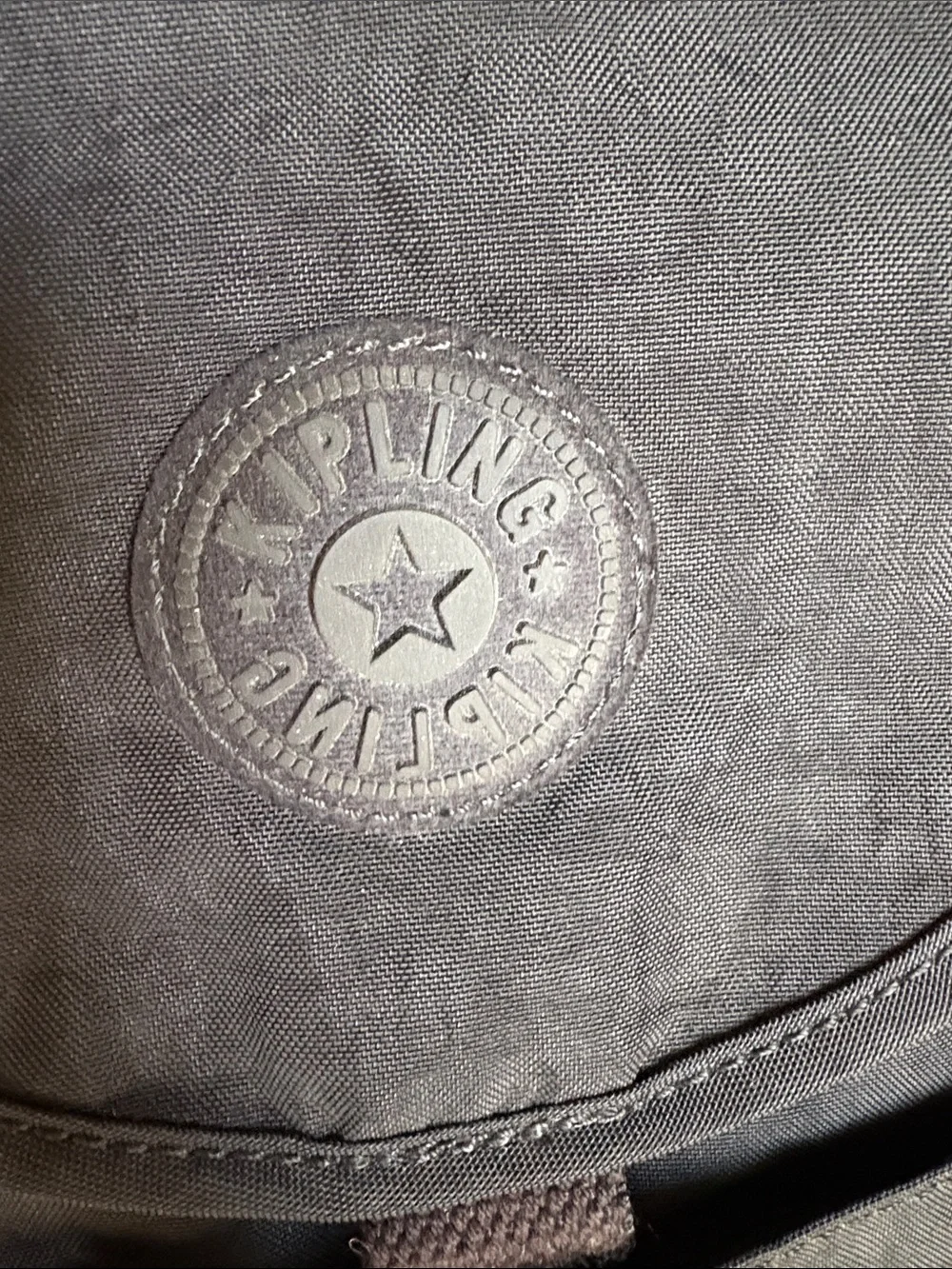 Kipling compact black